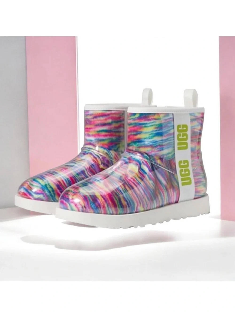 UGG PIXIELATE MULTI COLOR BOOTS SIZE 6